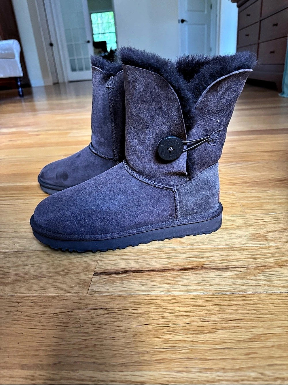 UGG Bailey Button Boot Brown Fur-Lined Winter Boots